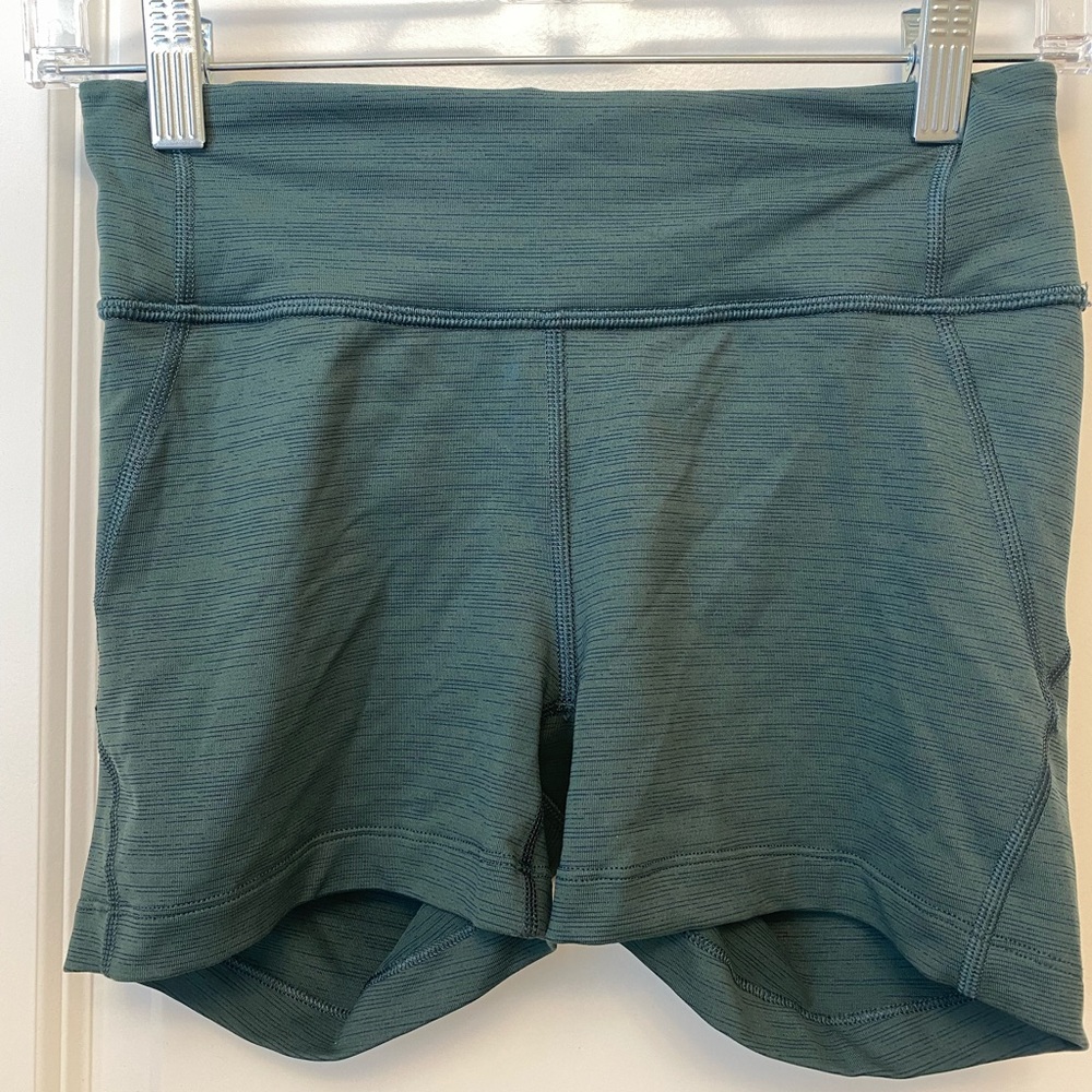 Outdoor voices move free shorts